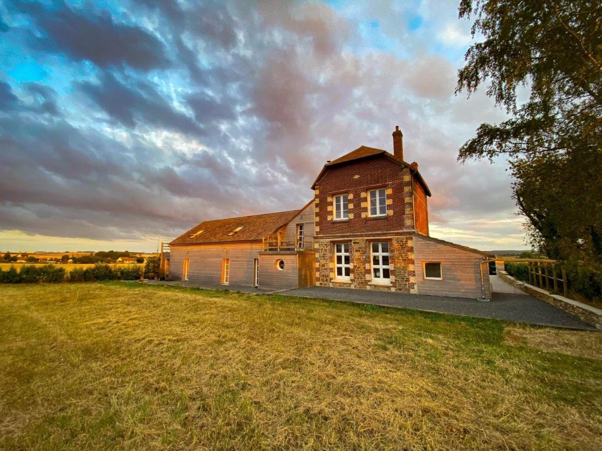 Galerie, Tumulus De La Hogue Hotell Fontenay-le-Marmion Exteriör bild